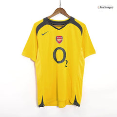 Męska retro koszulka piłkarska Arsenal wyjazdowa z sezonu 05/06 - Topowe Koszulki Pilkarskie Sklep Internetowy