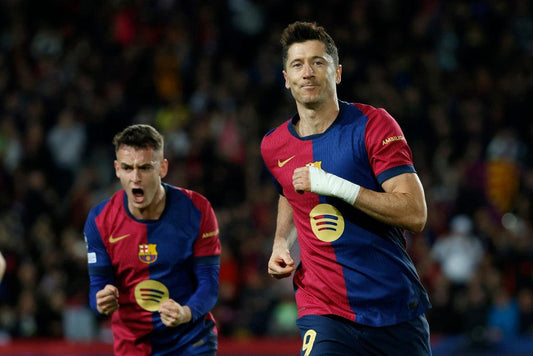 Robert Lewandowski: Gwiazda Barcelony i Jego Wpływ na La Ligę - Topowe Koszulki Pilkarskie Sklep Internetowy