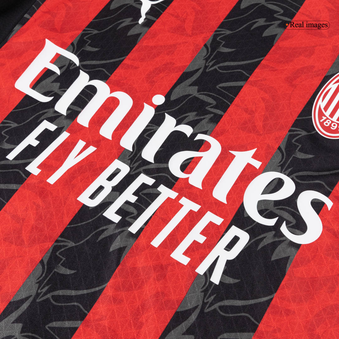 Męska Koszulka Domowa AC Milan Wersja Piłkarska 2025/26 - Slim Fit