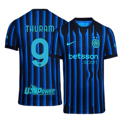 Męska Koszulka Domowa Inter Milan THURAM #9 Wersja Piłkarska 2025/26 - Slim Fit - Topowe Koszulki Pilkarskie Sklep Internetowy