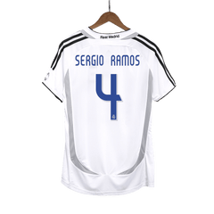 Męska Koszulka Retro Domowa Real Madrid SERGIO RAMOS #4 2006/07 - Topowe Koszulki Pilkarskie Sklep Internetowy